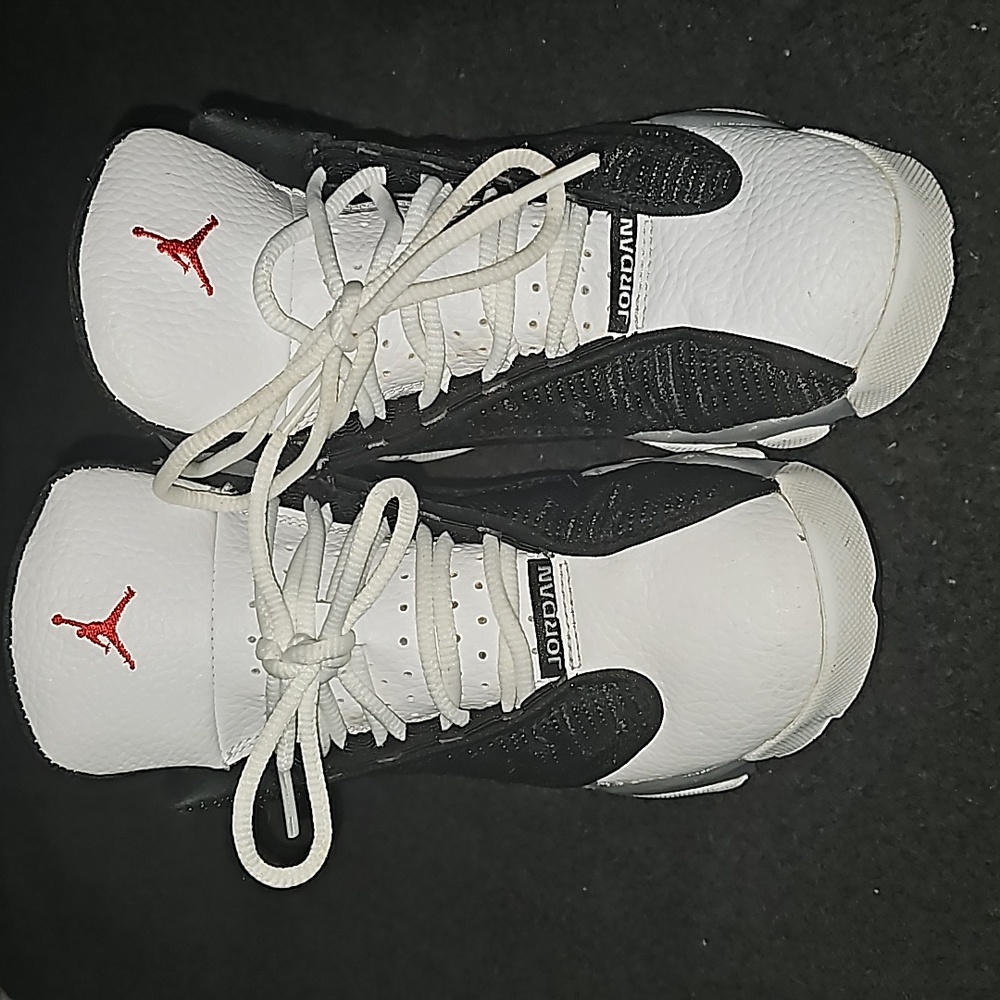Jordan 13 Retro Black Flint